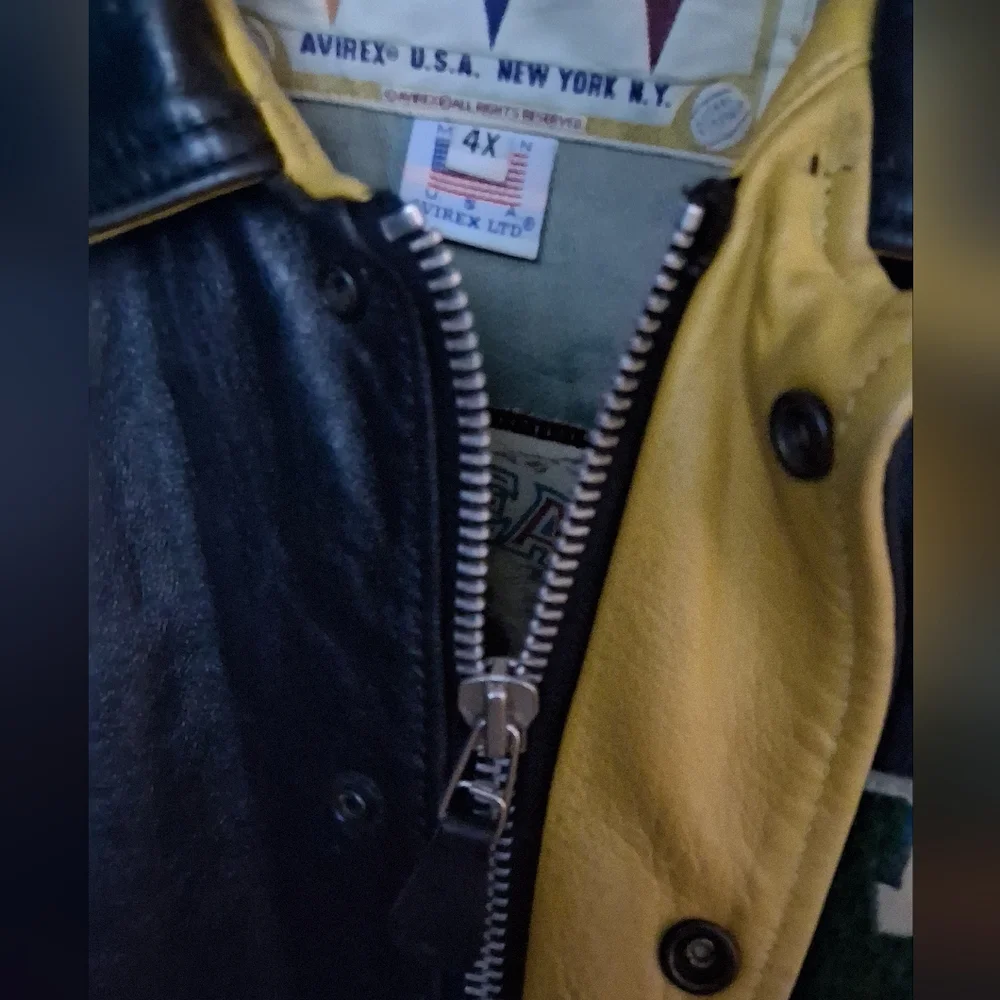 Vintage Avirex Leather Jacket - Picture 2 of 8